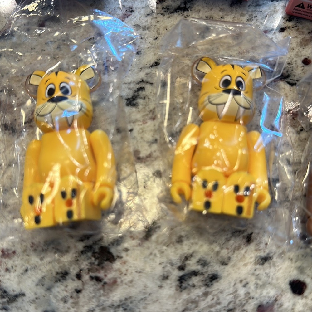 Bear Brick Series45 Set of 6 - Picture 3 of 4